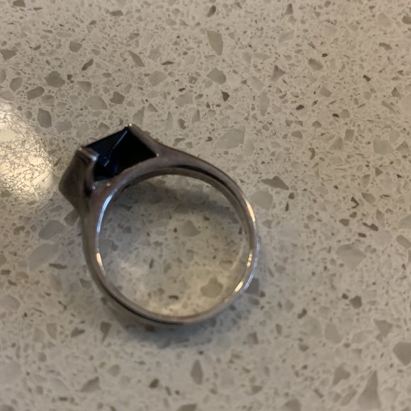 Sterling silver 925 ring with blue synthetic stone size 8 - Picture 2 of 4